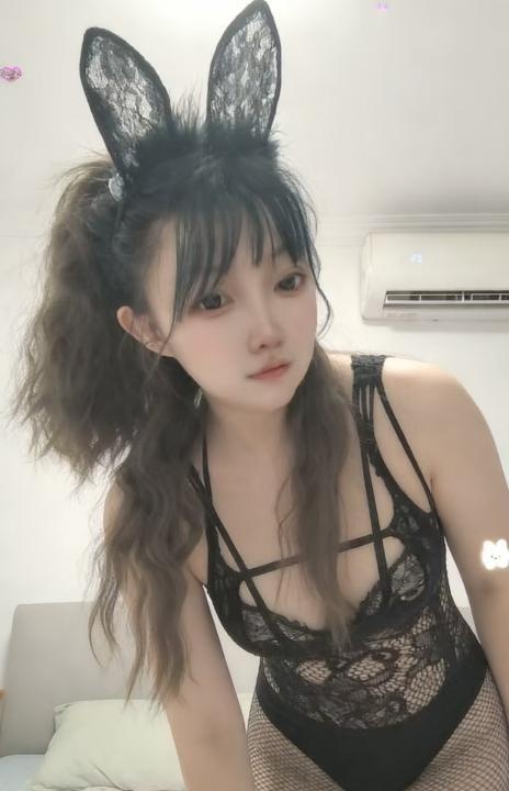 临平大胸制服诱惑