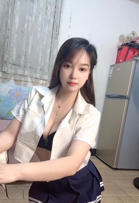 白云制服骚妹