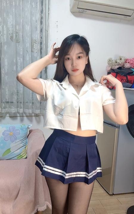 白云制服骚妹