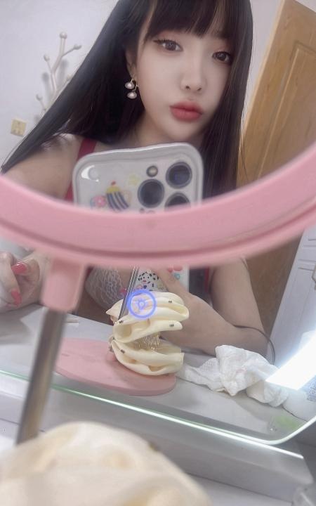胸控服务系小姐姐