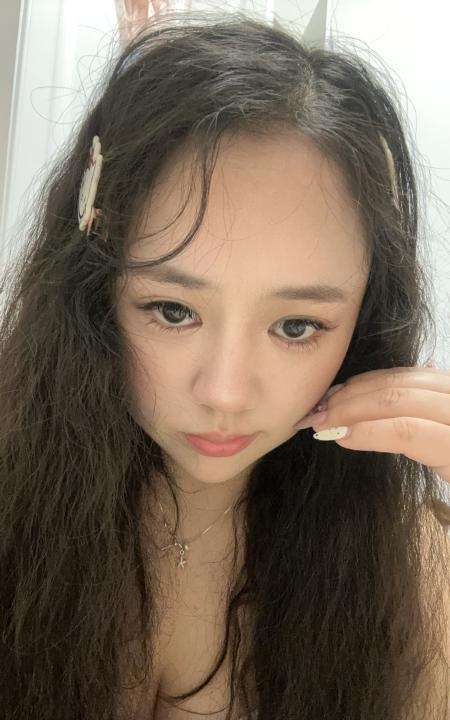 夫子庙大胸小姐姐