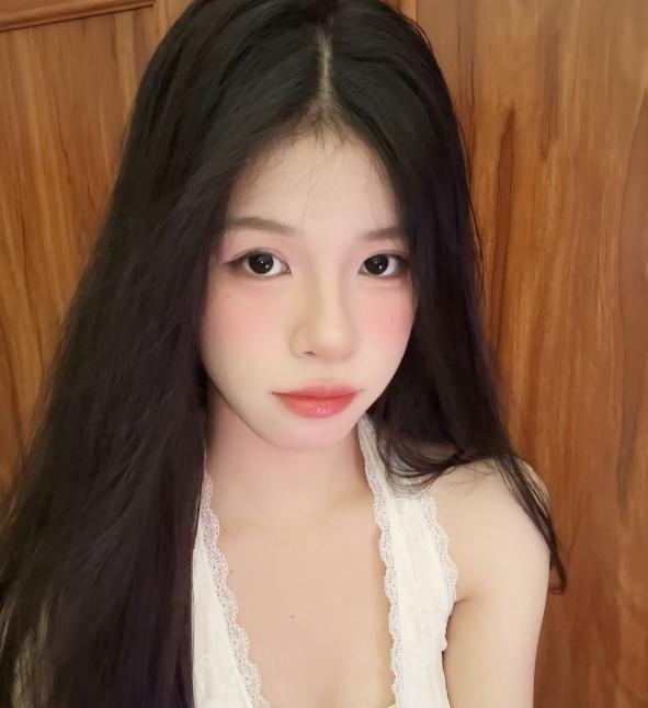 南山甜妹小鱼姐姐