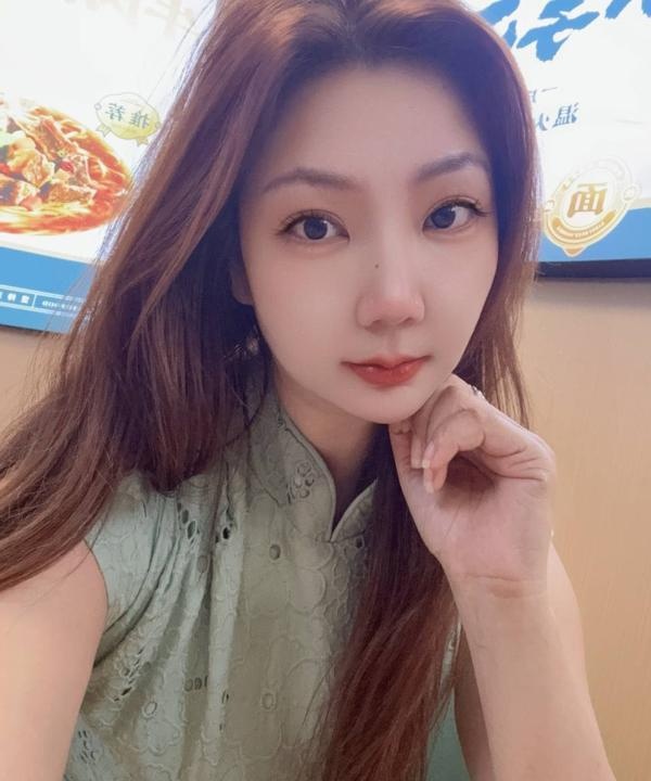 性感美臀长腿颜值妹子