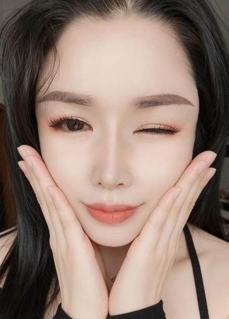 龙华可三通风骚少妇