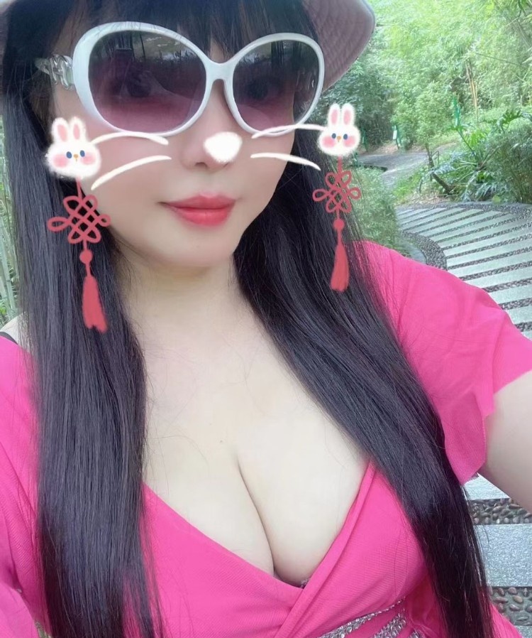 观澜大奶少妇