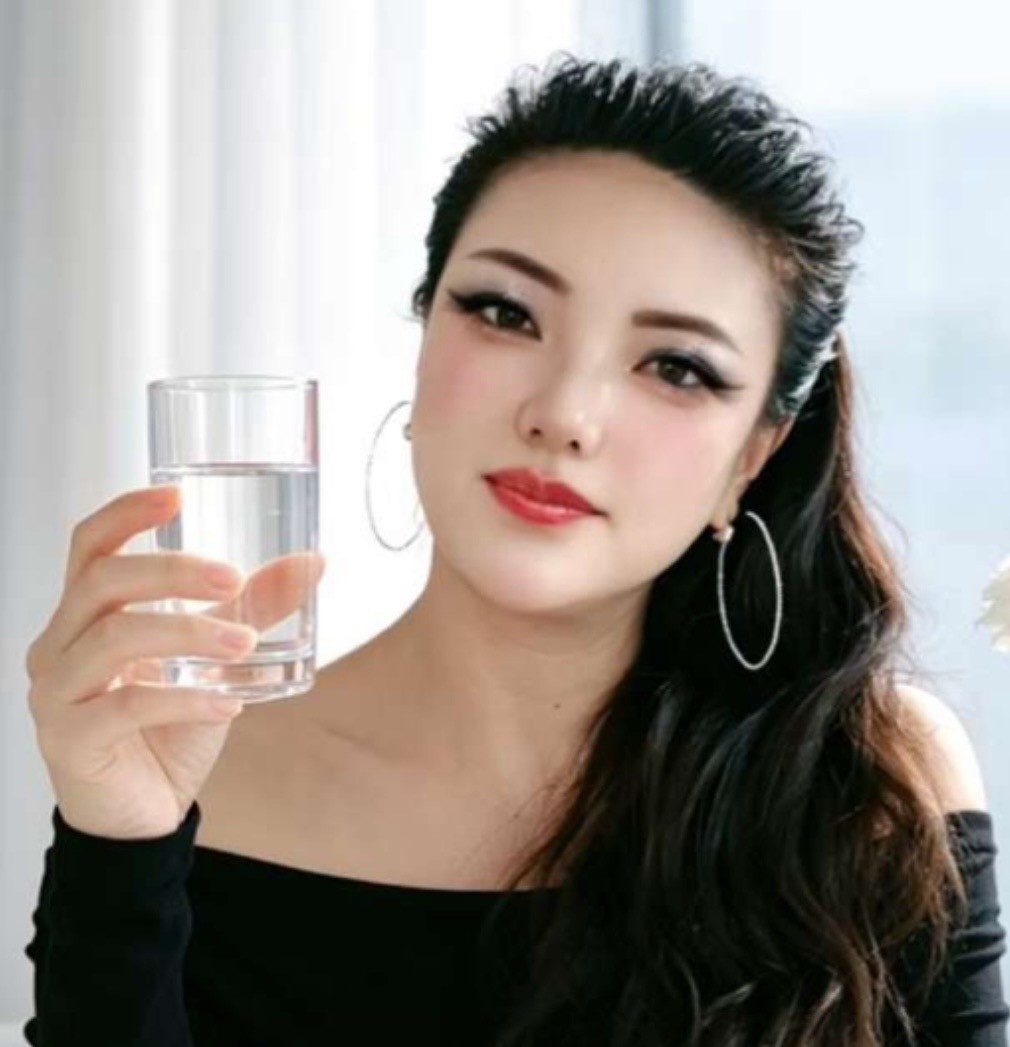 浦东大奶妹