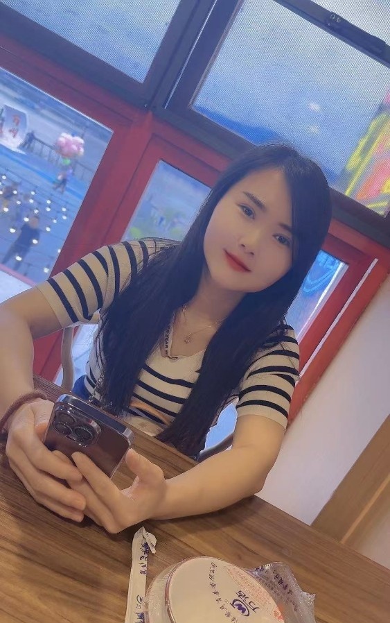 万州雯雯
