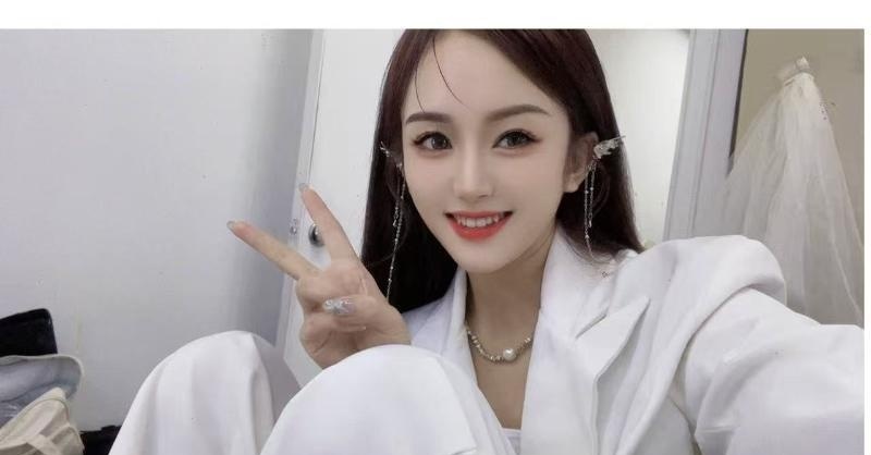 气质小虎牙
