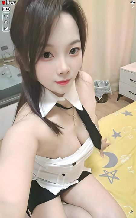 舌吻管够69管饱小姐
