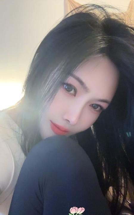 兼职会夹的邻家御姐