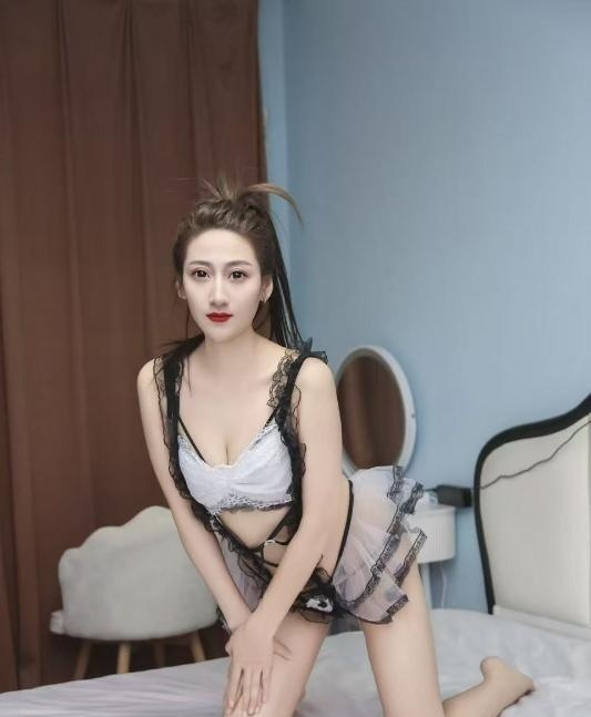 市北苗条小骚货
