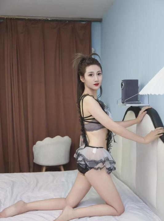 市北苗条小骚货
