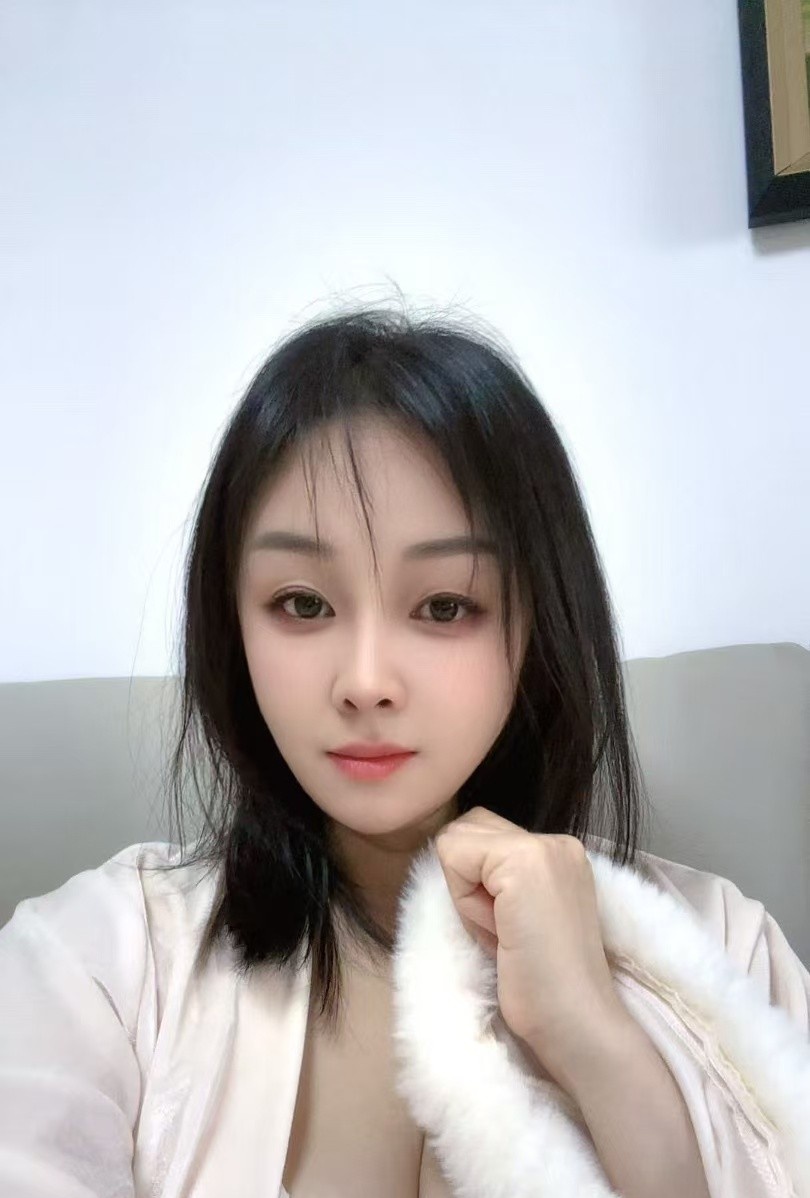 南山白嫩大奶小蝶