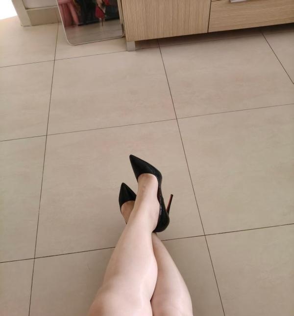口活一流的大屁股骚姐