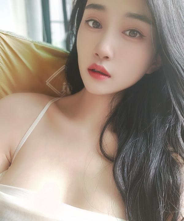 拱墅深喉美乳御姐