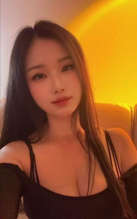 坂田大胸水多晚萤