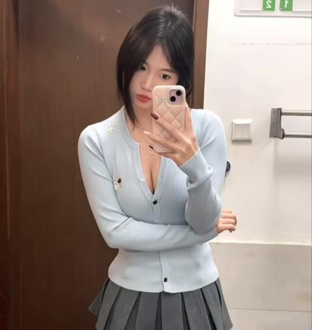 极品嫩妹细腿美乳活好