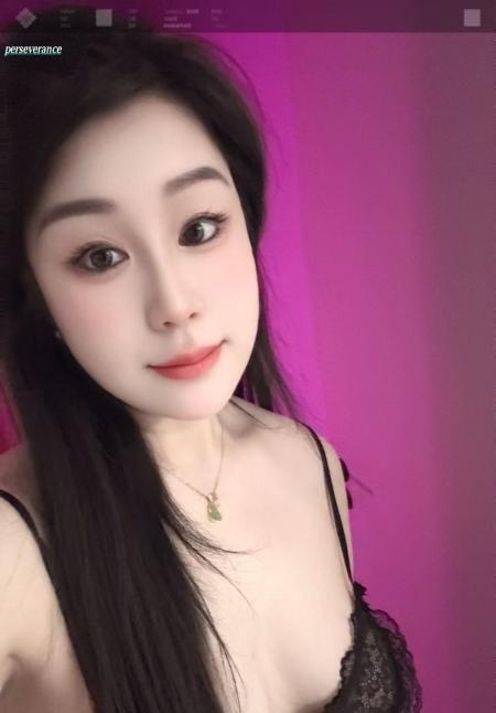兼职大长腿御姐