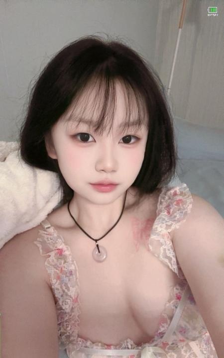 经开19岁肤白嫩妹