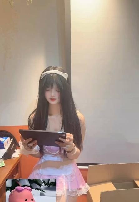 浦东大胸萝莉小嫩妹