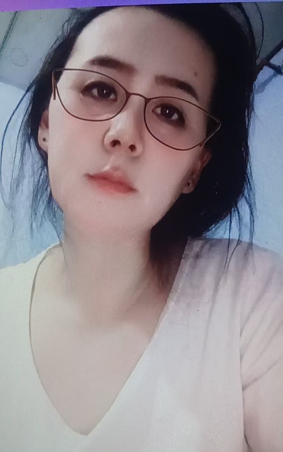 可3p豪放少妇