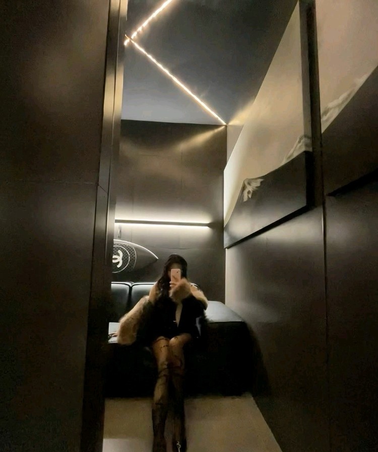 奶大奶大小姐姐