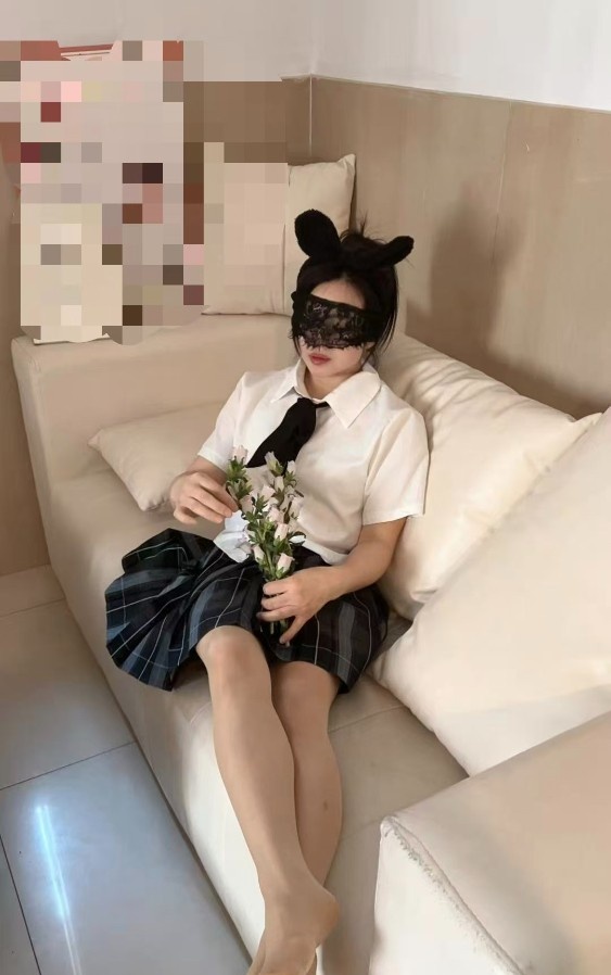 杭州东站骚水娃