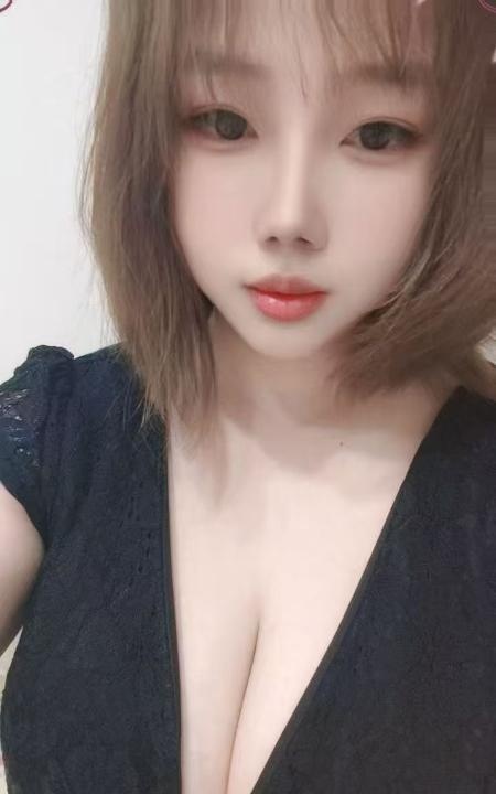 建业F杯大奶牛
