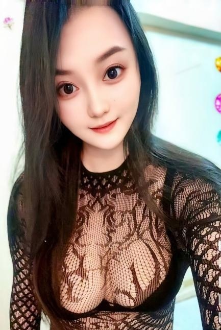 肥臀巨乳少妇盼盼