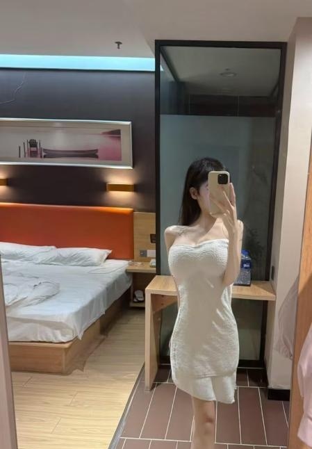 南沙性感身材苗苗