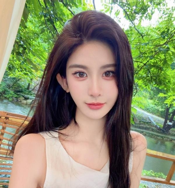制服诱惑性感美足cc