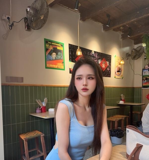 小娜的大白兔