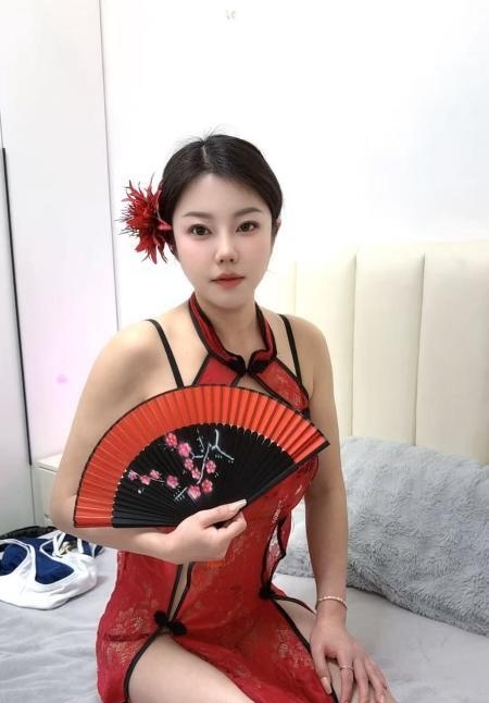 贴心服务小骚货回归