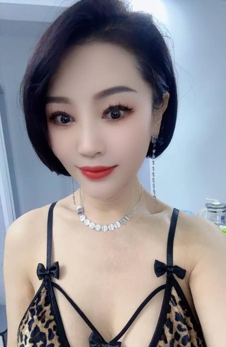 浦东性感温柔浪妇秀儿