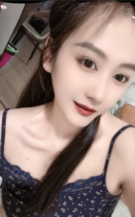 江宁大胸美女