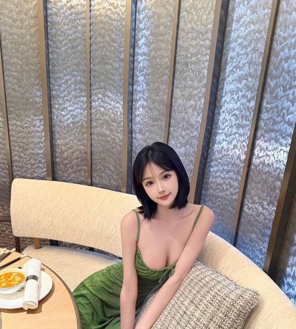 粉嫩大波风骚颜值UU