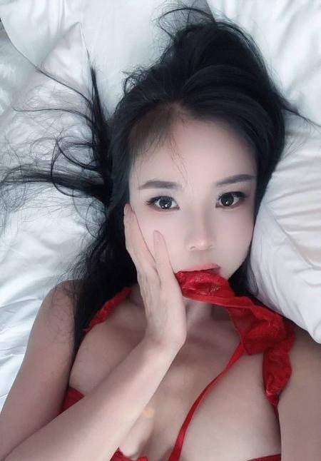 气质型妩媚御姐
