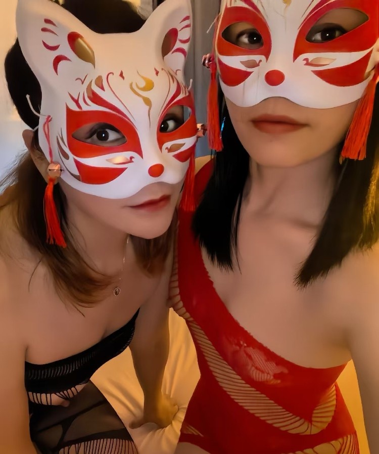 闺蜜双飞体验