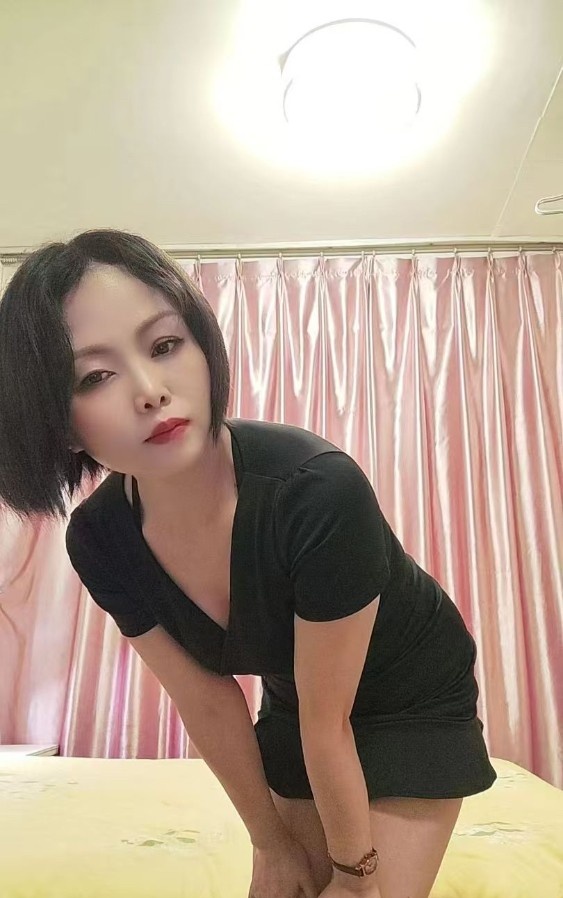 风骚大奶骚熟女
