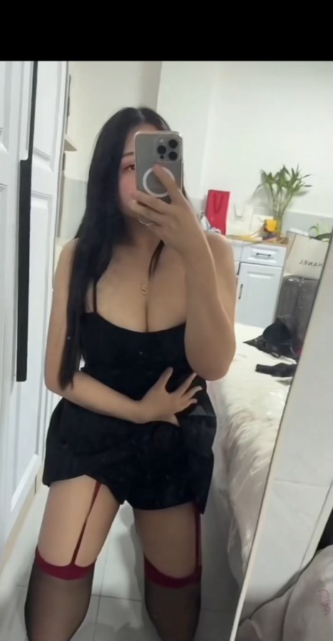 口活超爽的风骚少妇