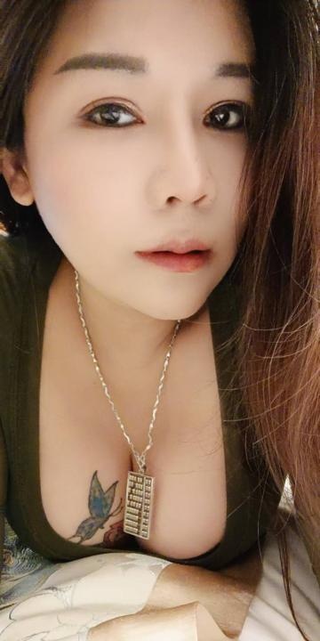 公明大奶肥臀