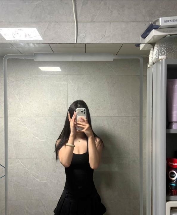 性感爆乳小骚妹