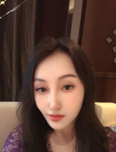 合生汇附近的风骚御姐