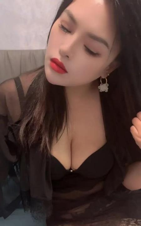 二刷大奶少妇朱迪