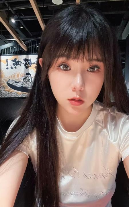 兼职奶大水多多人妻