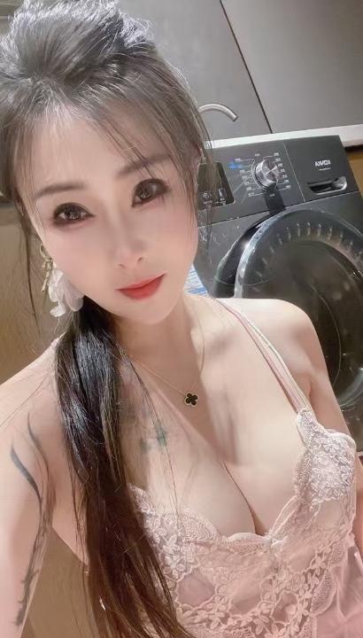 大白兔璐璐