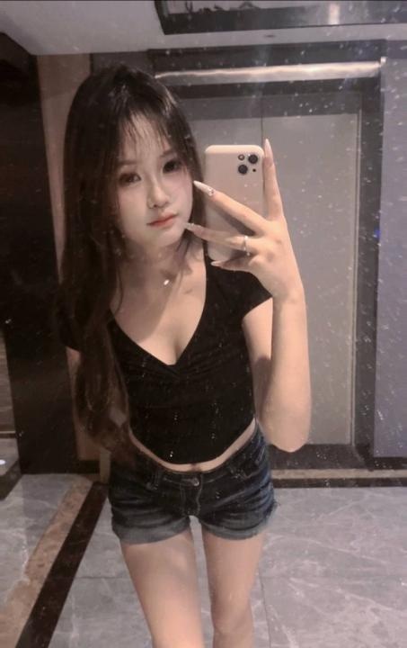 闵行零零后小妹瑶瑶