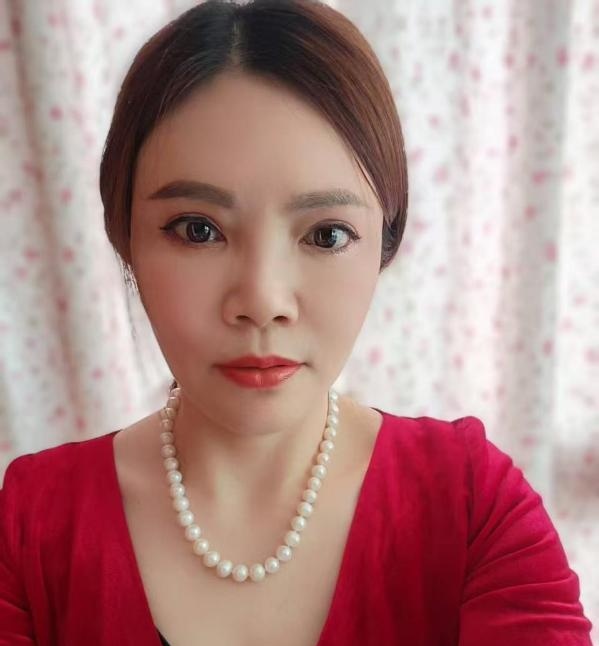 温江光华公园附近少妇