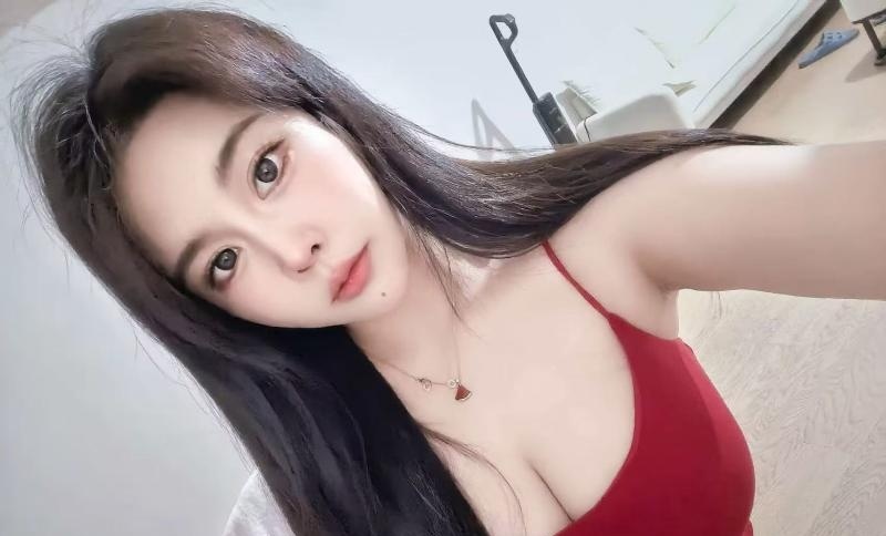 颜值cc肤白貌美
