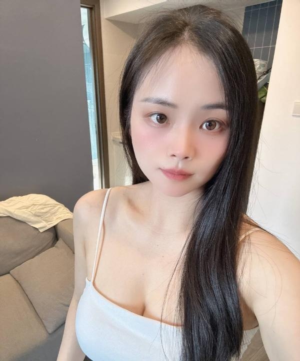 滨江肤白服务系骚妇